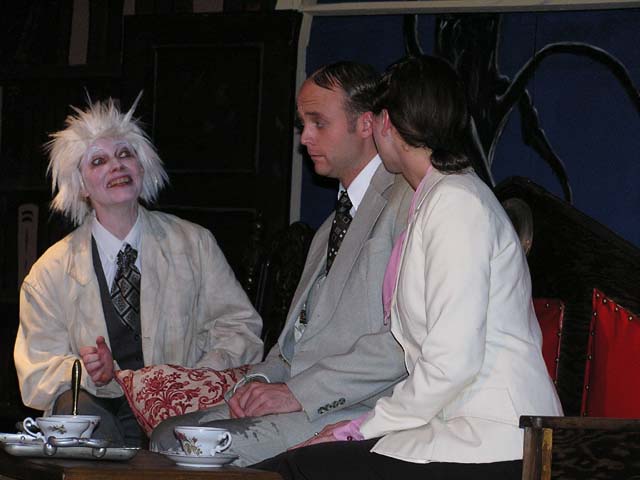 OLYMPUS DIGITAL CAMERA         