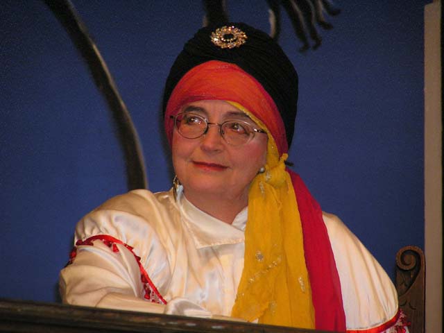 OLYMPUS DIGITAL CAMERA         