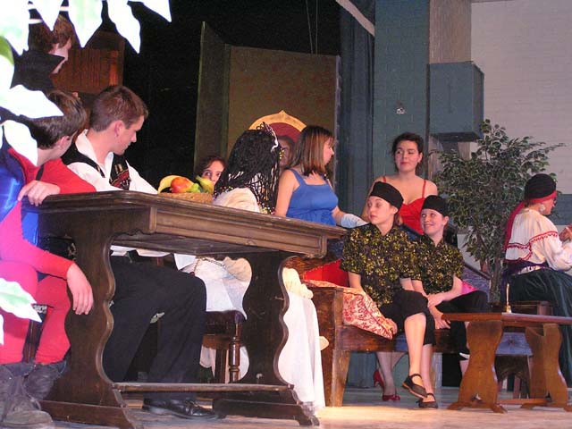 OLYMPUS DIGITAL CAMERA         