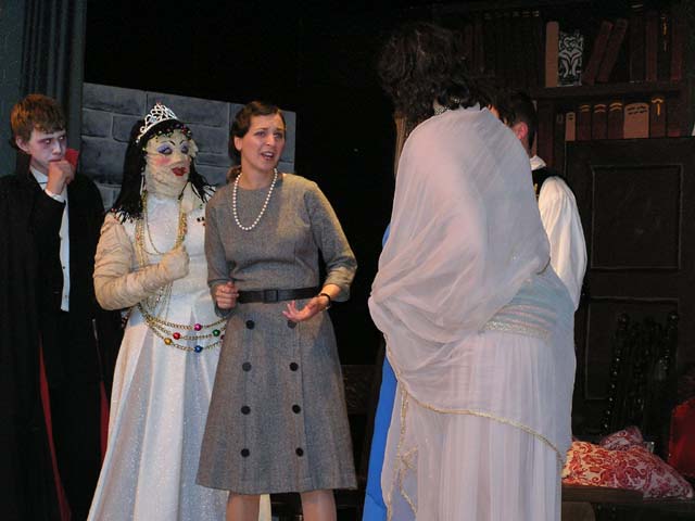 OLYMPUS DIGITAL CAMERA         